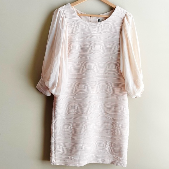 Julian Taylor Dresses & Skirts - Julian Taylor Blush Dress